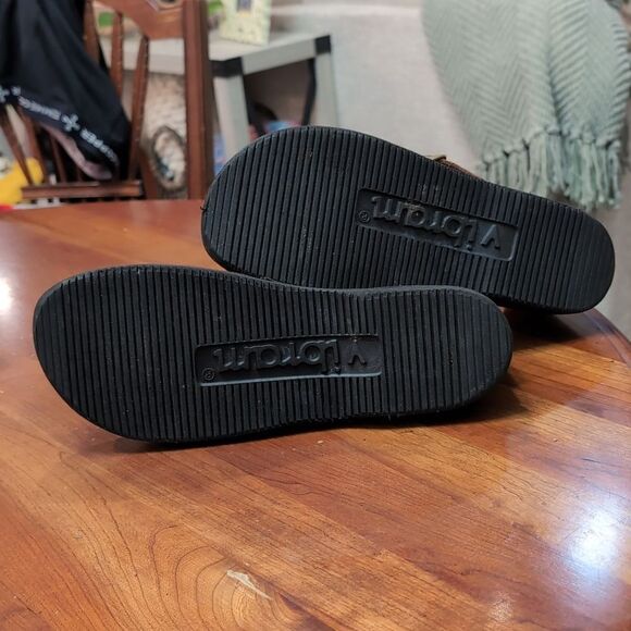 Aurora Shoe Company Handmade Brown Leather Like New Hobbit Shoes Sz 11C - Picture 10 of 17